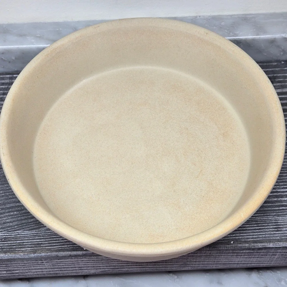 Pampered Chef 8 inch Deep Dish Natural Stoneware Pie Plate Family Heritage USA